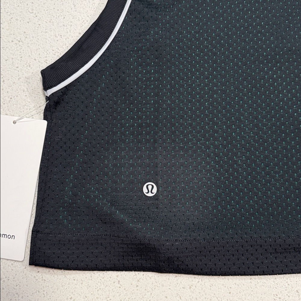 Lululemon Double-Layered Mesh Reversible Tank Top Black Raceway Green Large - Picture 9 of 13